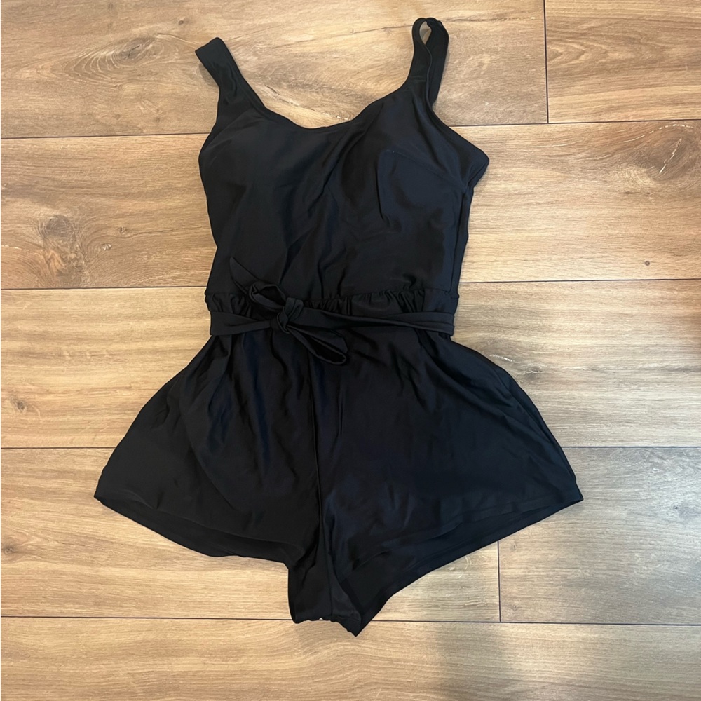 ❌Sold❌Blair black romper swim